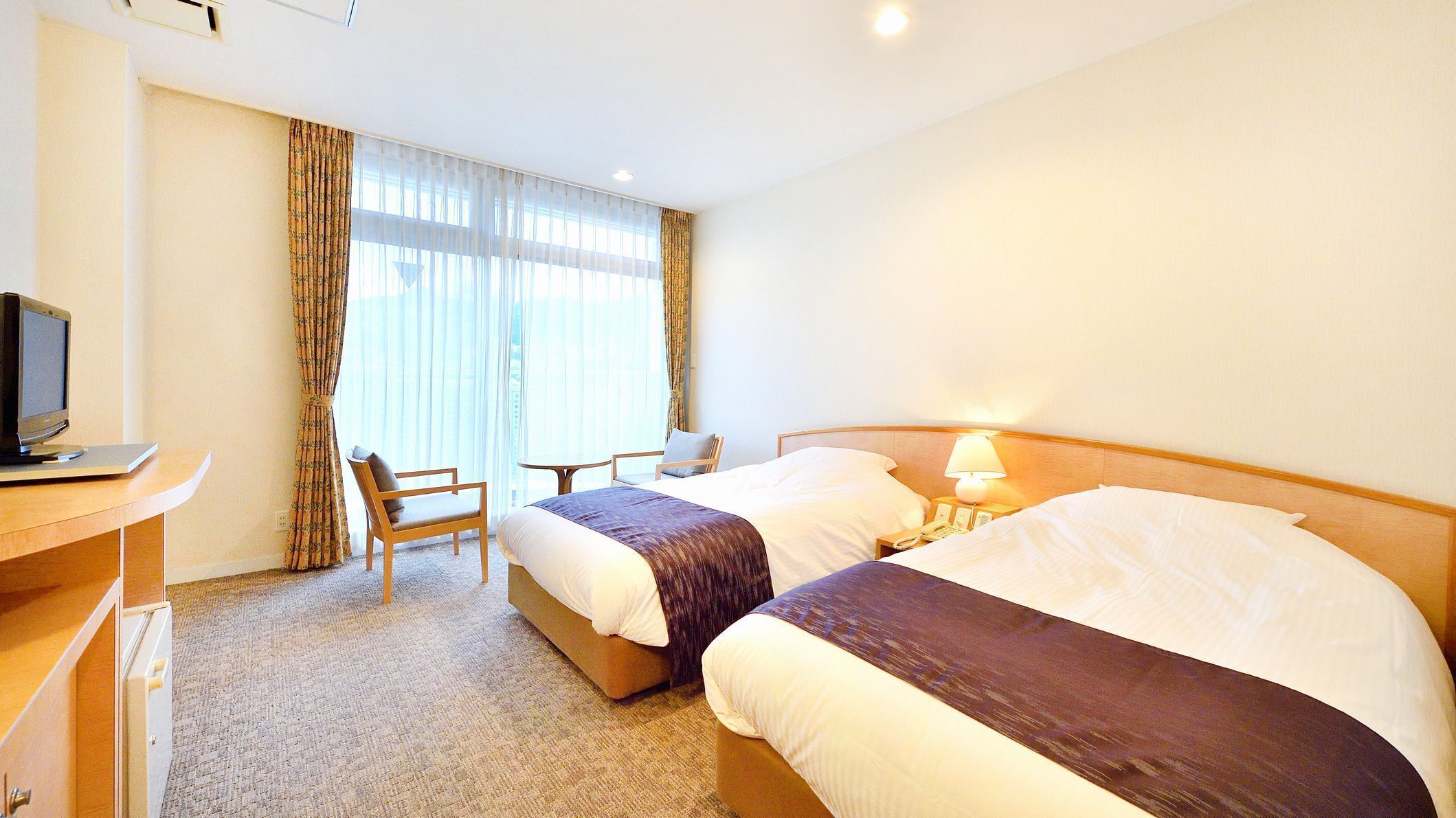 Coffres-forts dans les chambres, Wi-Fi gratuit, draps fournis