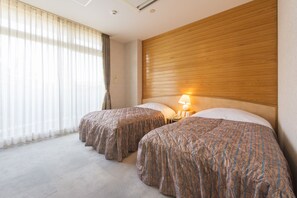 Caja de seguridad en la habitación, wifi gratis y ropa de cama 