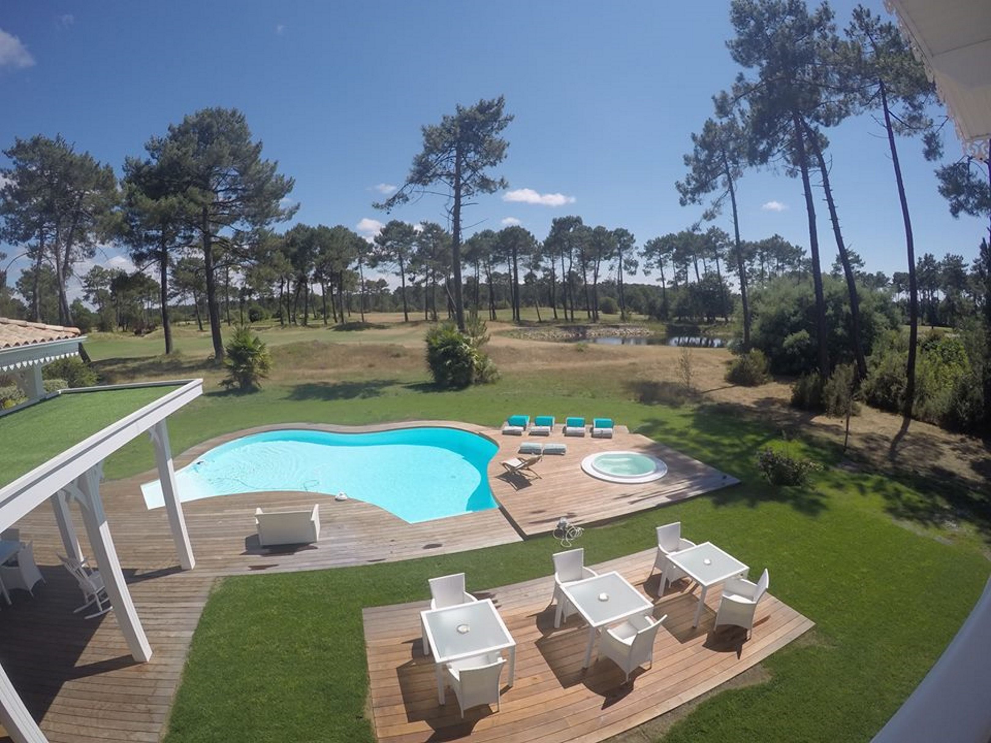 Seasonal outdoor pool, pool loungers