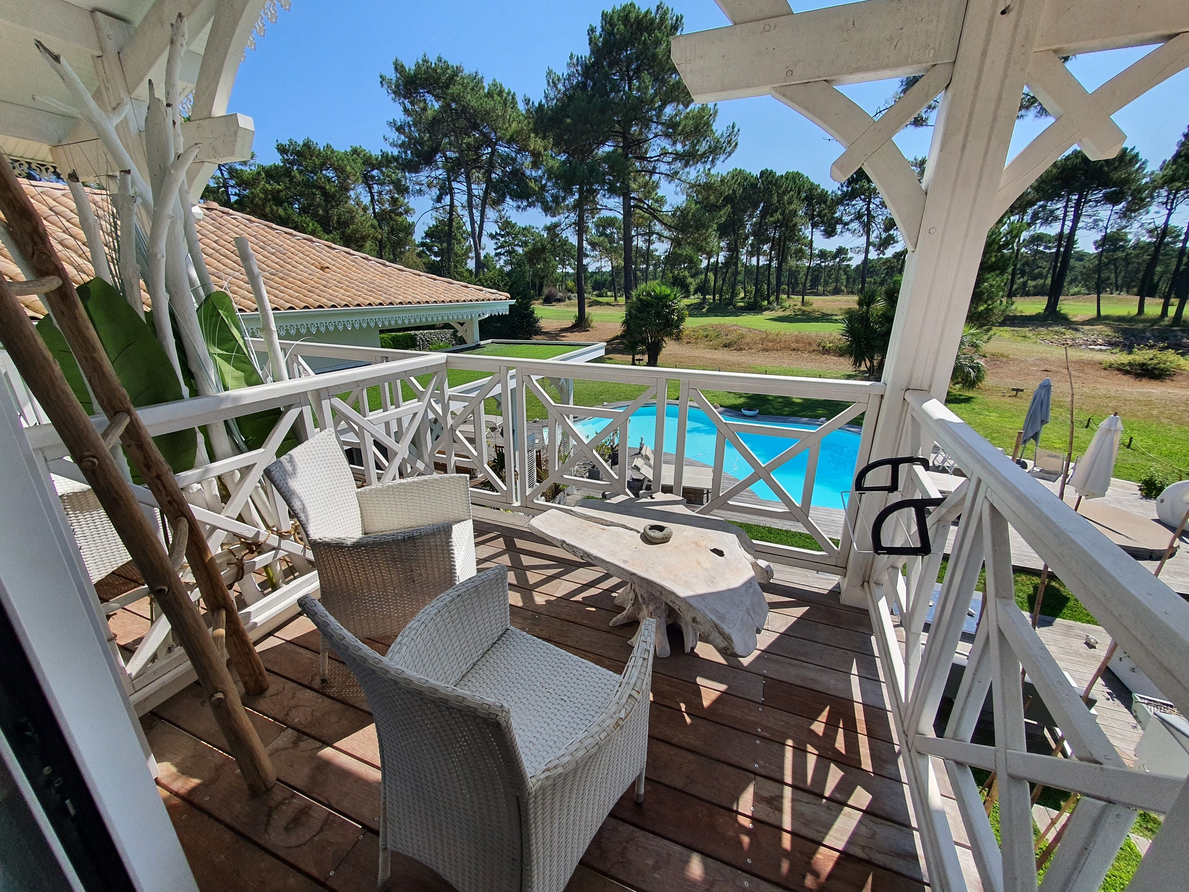 Double Room MOOREA, Golf and Pool View | Minibar, individually furnished, soundproofing, rollaway beds