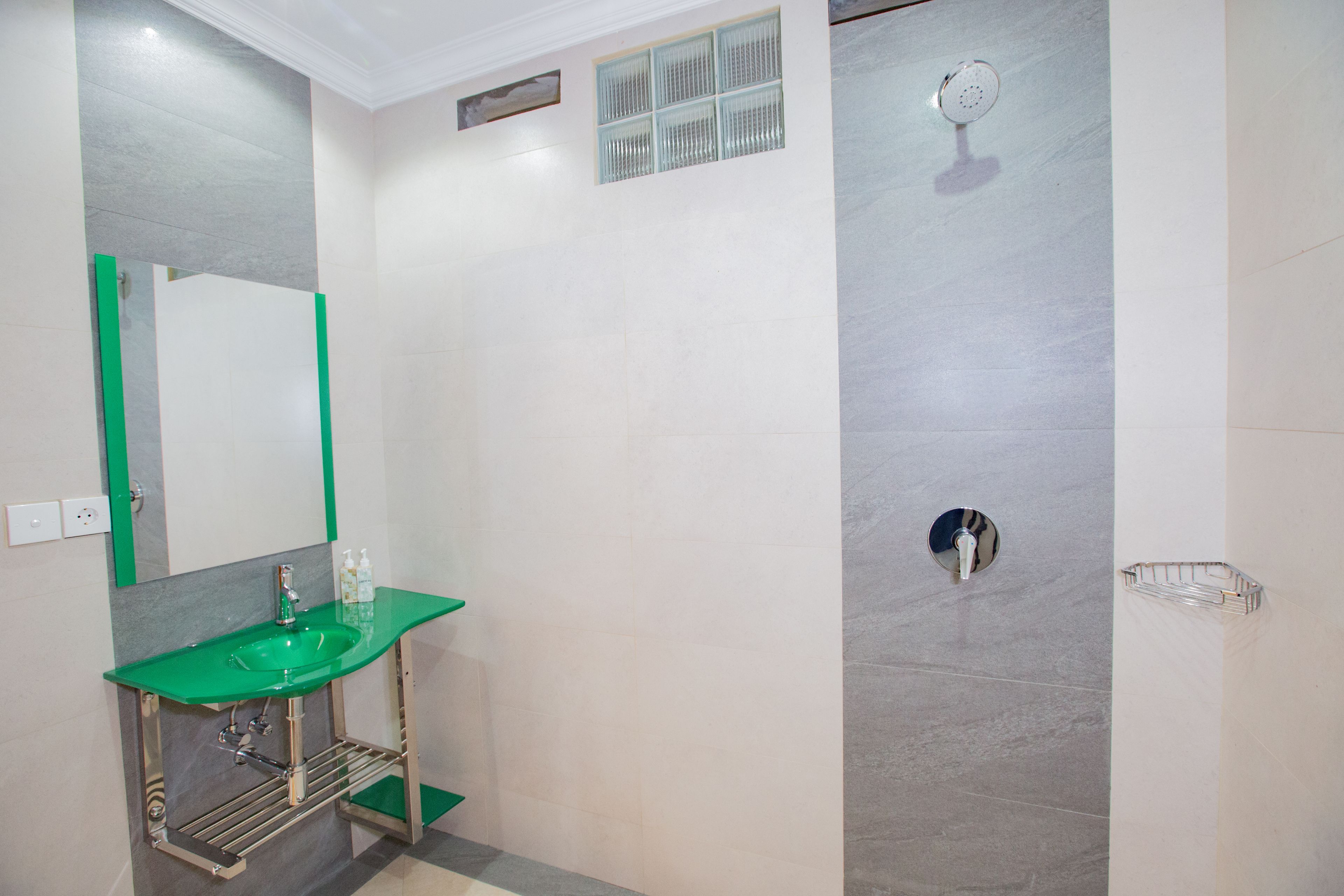 twin room, 1 bedroom, garden view | bathroom | free toiletries, hair dryer, slippers, towels