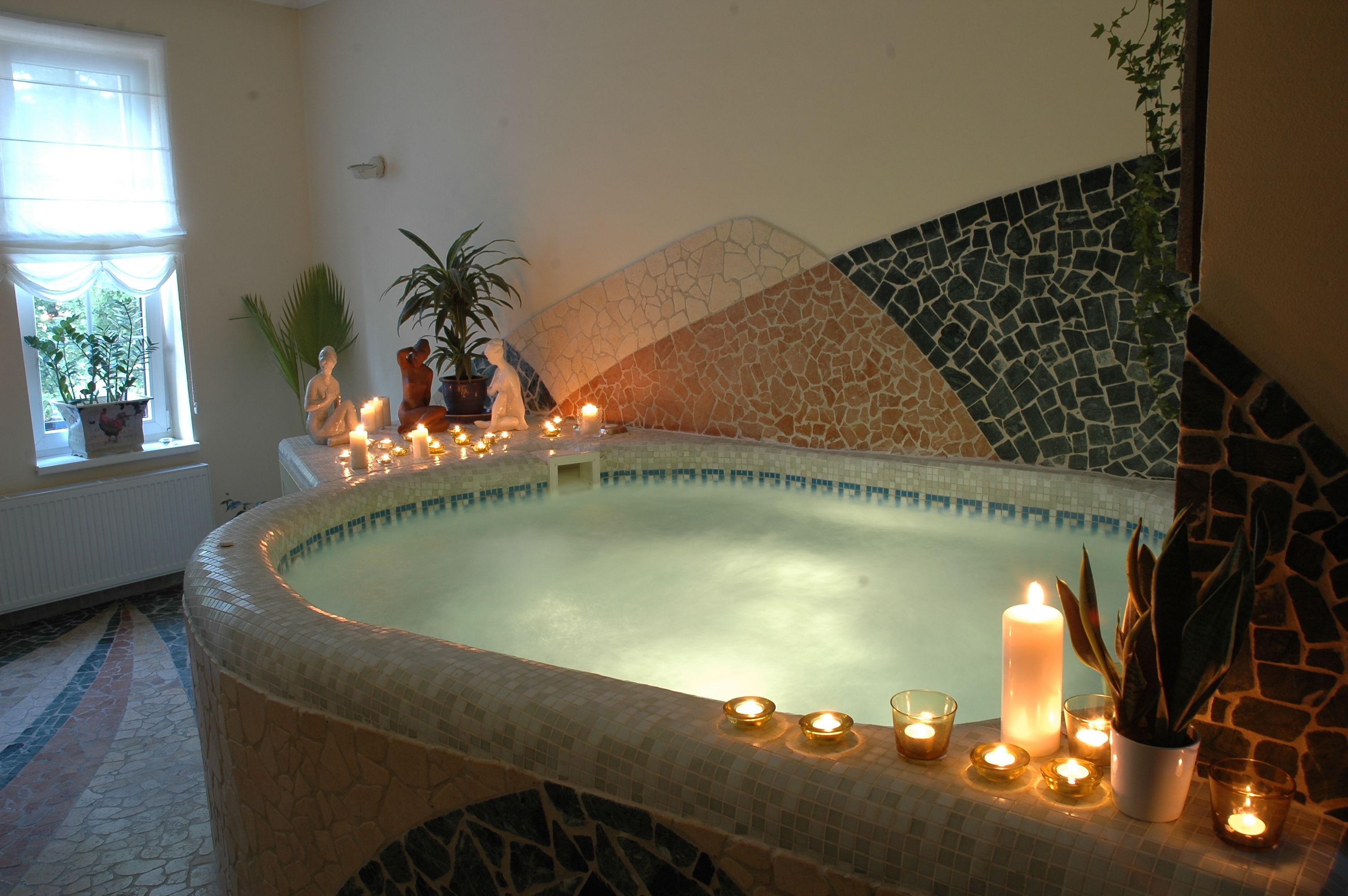 couples treatment room(s), body treatments, hot stone massages