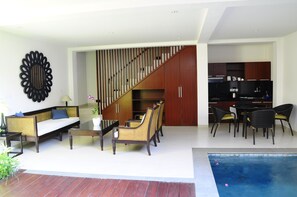 Family Suite | Living area