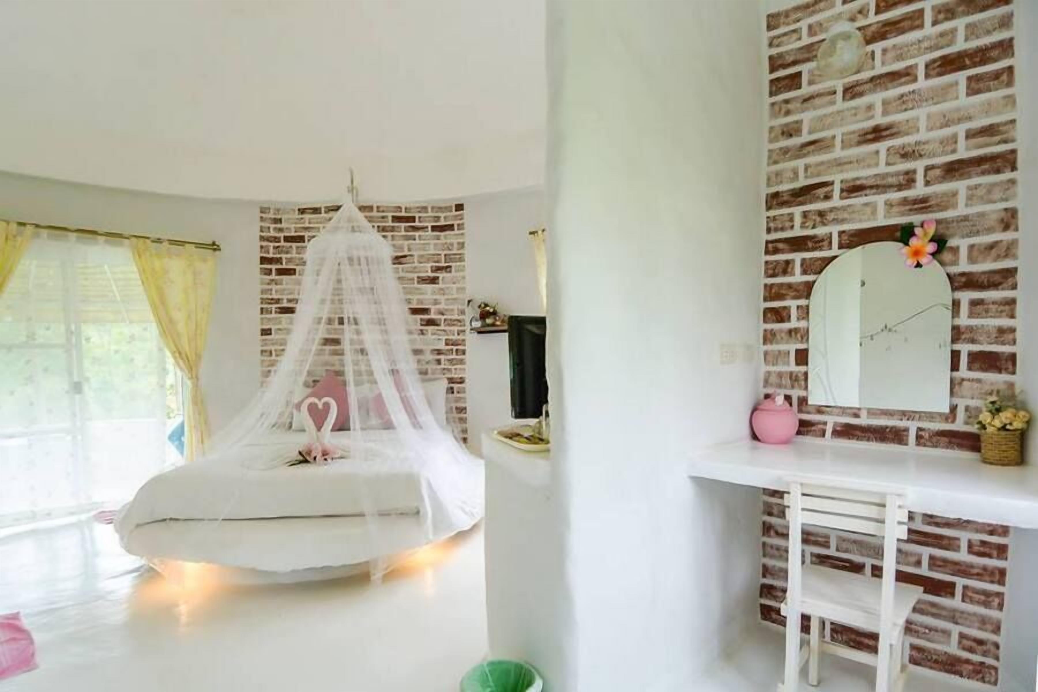 Villa | Free minibar, individually decorated, individually furnished
