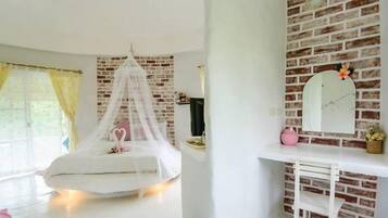 Villa | Free minibar, individually decorated, individually furnished