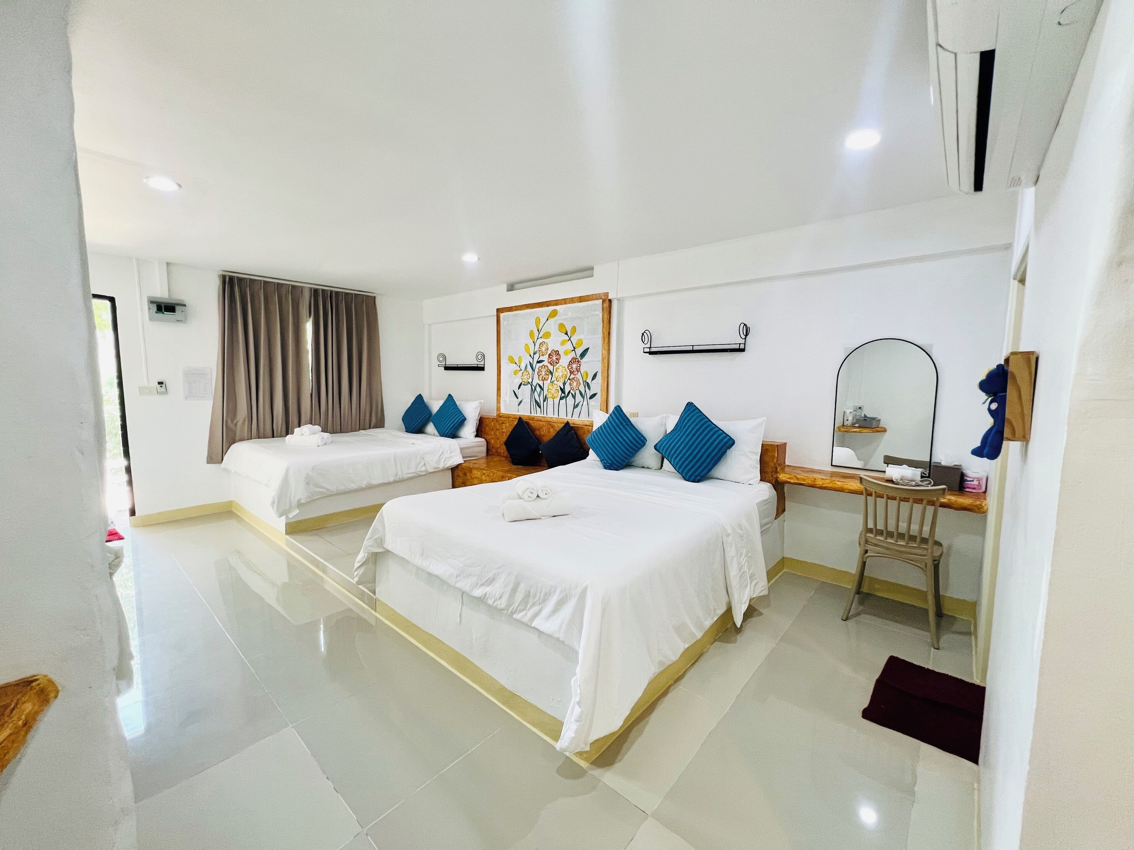 Family Room for 4 | Bar mini percuma, dihias secara berasingan 