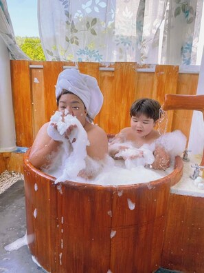 Deluxe Family | Terrace/patio