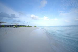 Beach nearby, scuba diving