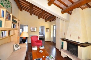 Villa, 4 Bedrooms | Living room - Villa Cristiana (Proceno)