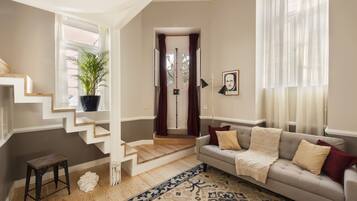 Appartement Duplex (Studio) | 1 chambre, minibar, coffres-forts dans les chambres