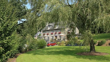 Comfort kamer, 1 twee- of 2 eenpersoonsbedden | Uitzicht op de tuin