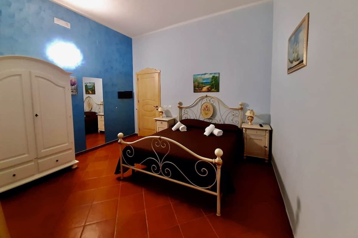 Elite kamer | 2 slaapkamers, een minibar, een kluis op de kamer, een bureau