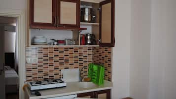 Fridge, stovetop, cookware/dishes/utensils