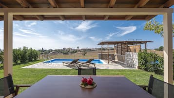 Family Villa, 2 Bedrooms, Private Pool, Pool View | Terrace/patio