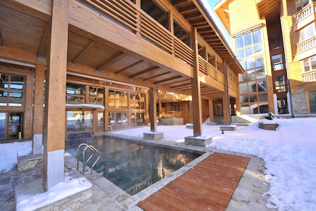 Salas de tratamiento para parejas, un sauna, baño turco