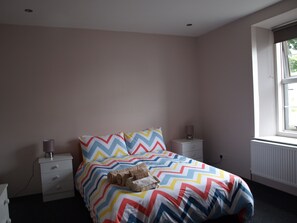 Departamento, 2 habitaciones, con acceso para personas discapacitadas | 2 habitaciones, escritorio, tabla de planchar con plancha y wifi gratis 