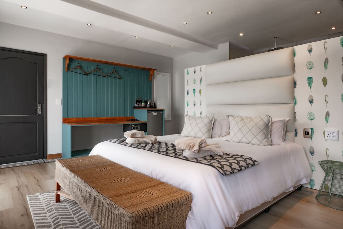 Luxury Room (Tourmaline)
