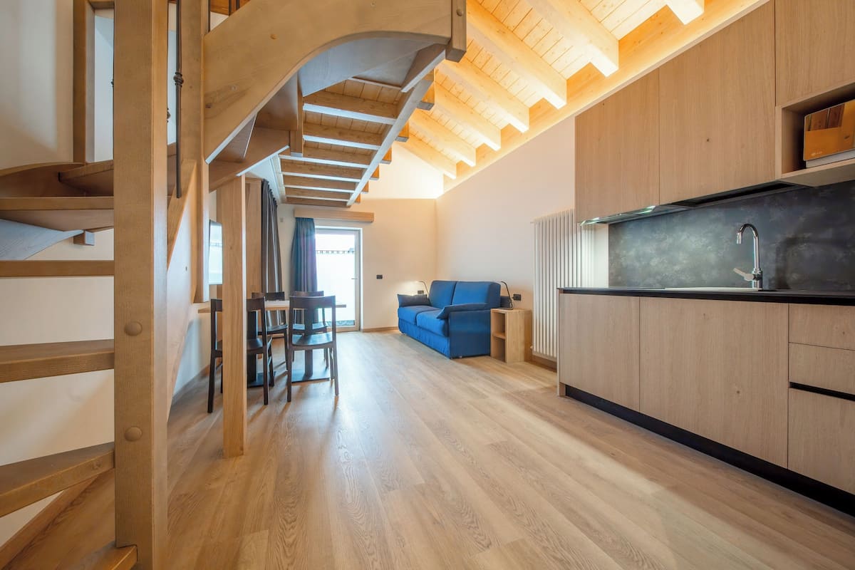 One-Bedroom Apartment in the Attic (4 People) | 1 chambre, accĂšs au Wi-Fi (inclus), literie fournie