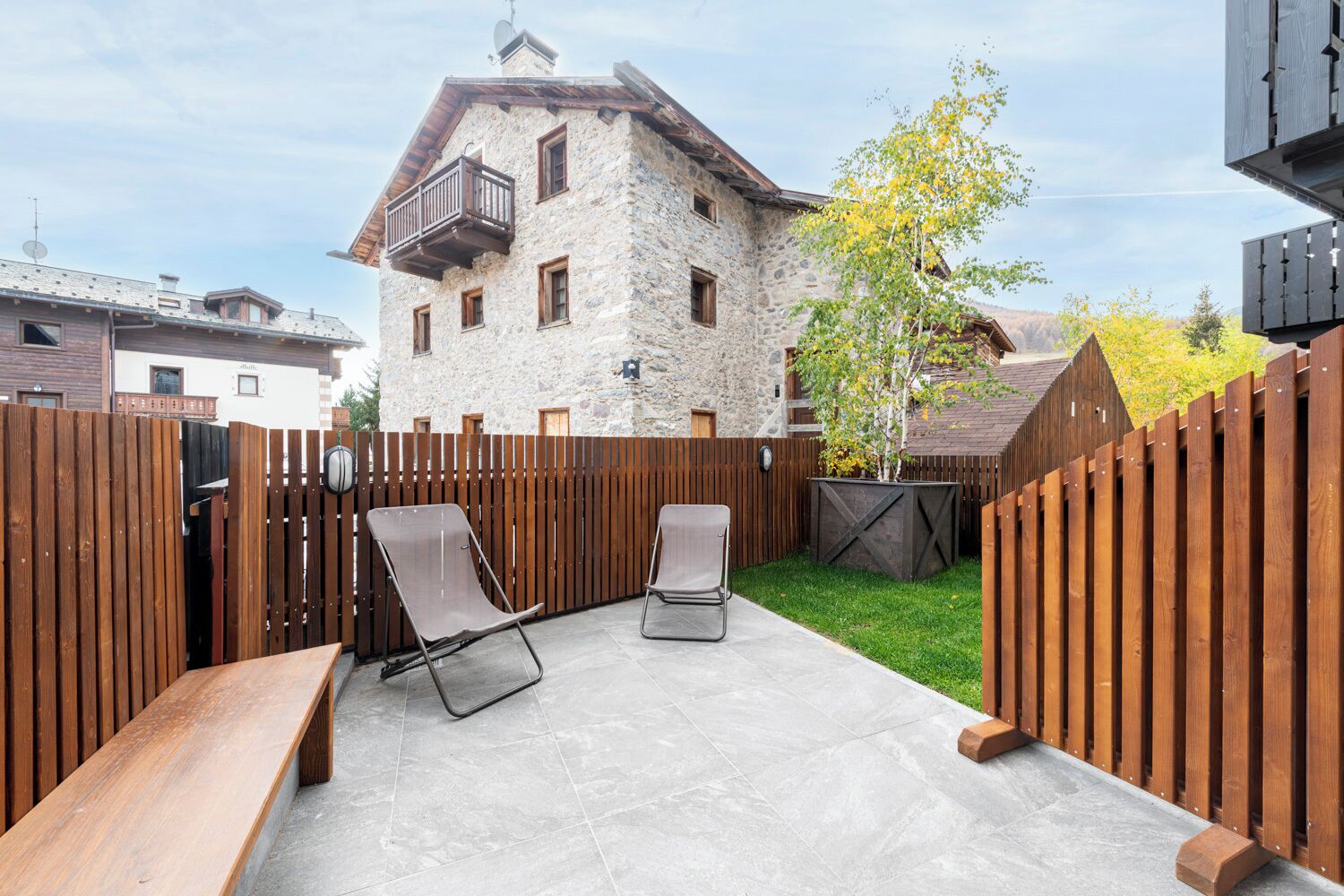 Deluxe Apartment, 1 Bedroom (5 Adults) | Terrace/patio