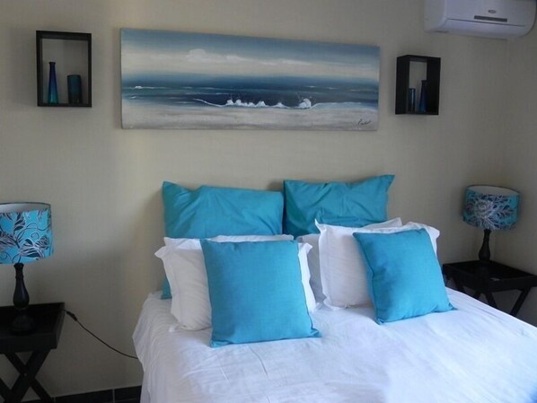 In-room safe, desk, iron/ironing board, free WiFi - Kings Guest House (Westville)