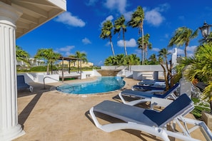 Outdoor pool - Modern Hotel Aruba (Noord)
