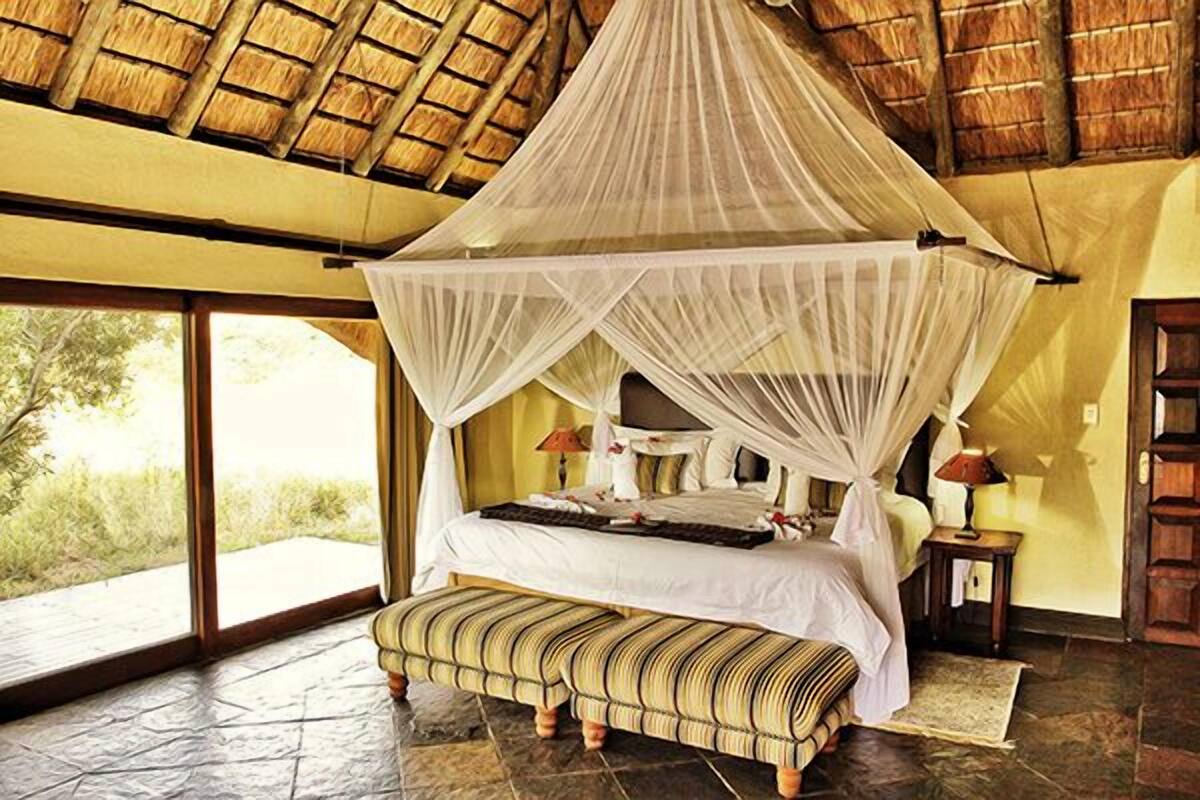 Luxury Suites | 1 bilik tidur, bar mini, peti besi dalam bilik 