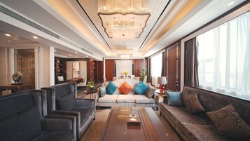 Presidential Suite, 1 King Bed, Non Smoking