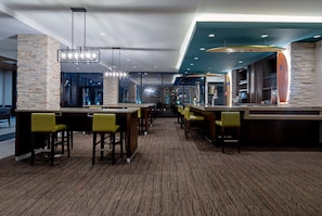 Bar (on property) - SunCoast Park Hotel Anaheim Resort, Tapestry by Hilton (Anaheim)