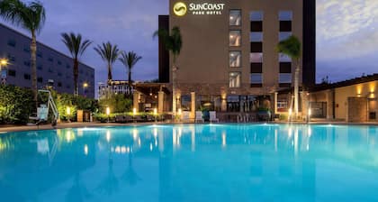 SunCoast Park Hotel Anaheim Resort, Tapestry by Hilton