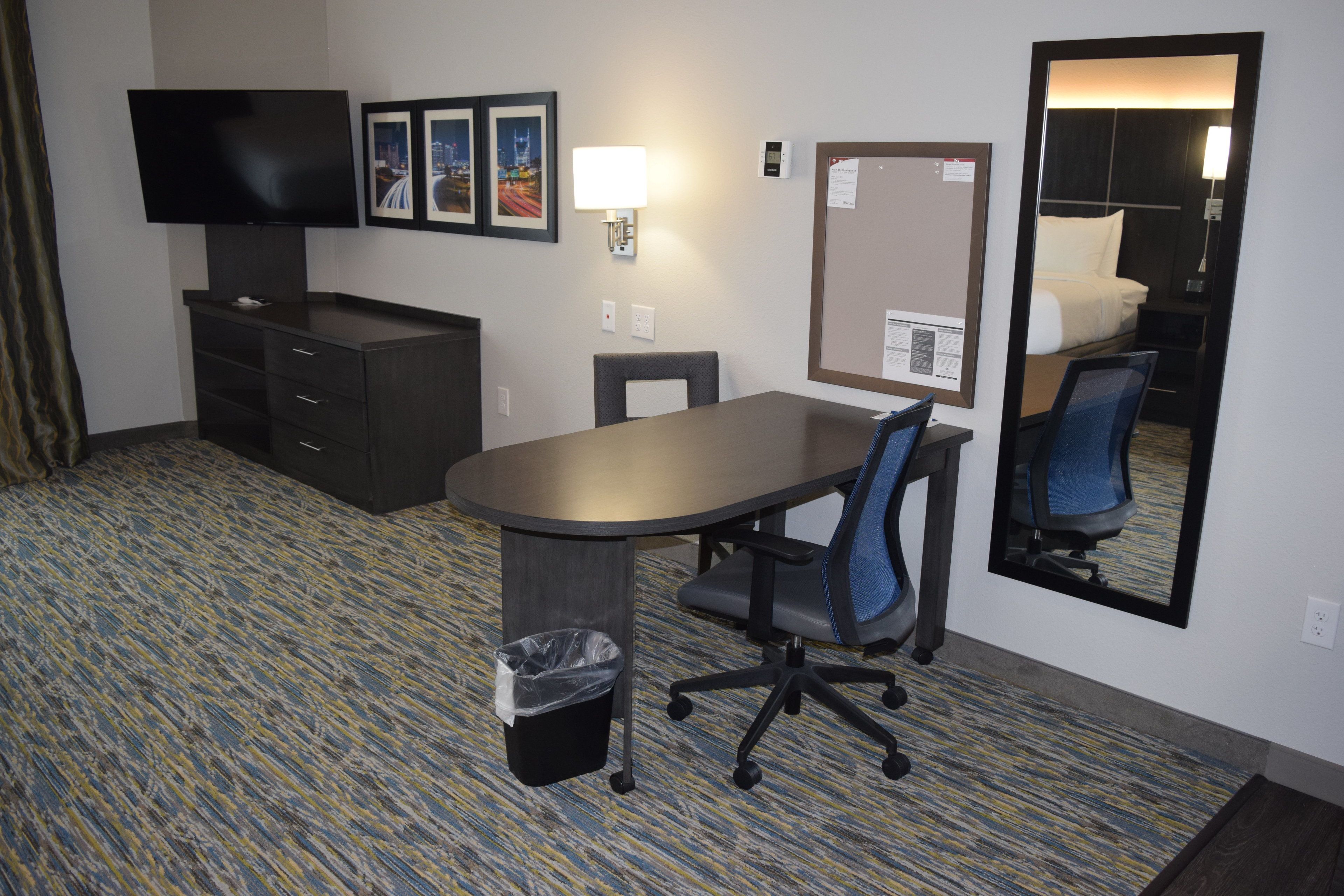 In-room safe, desk, laptop workspace, soundproofing