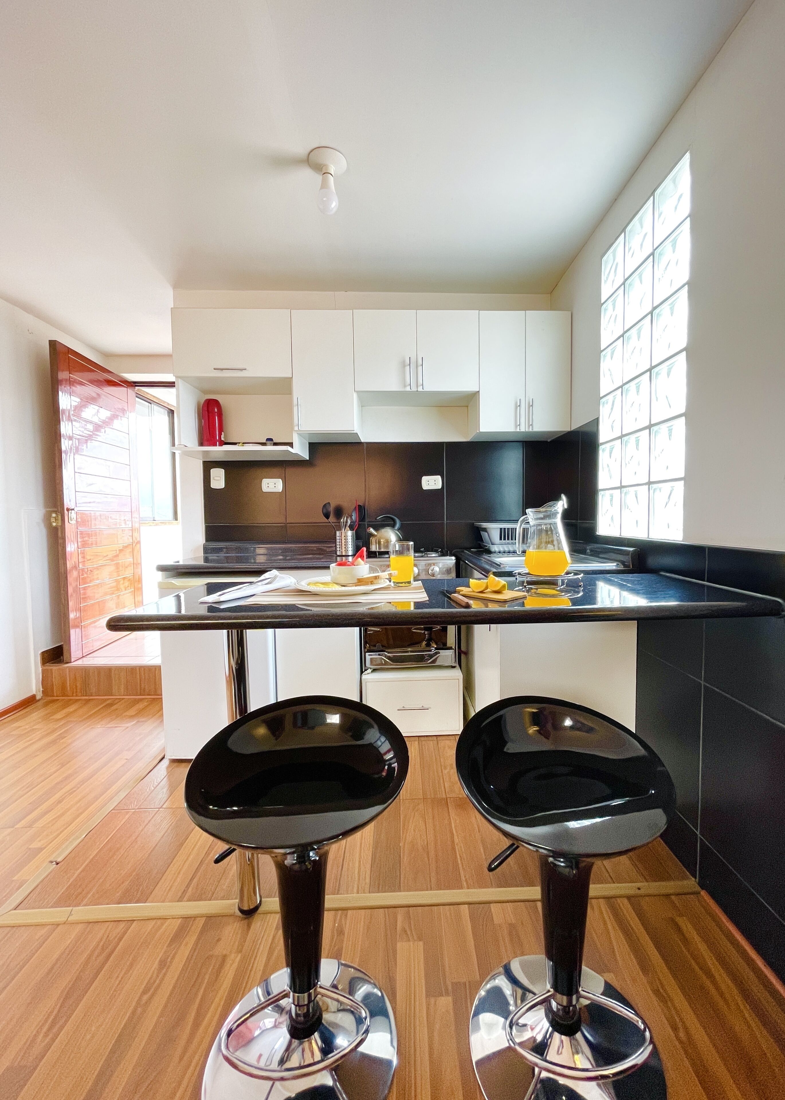 Studio, 1 Double Bed, Kitchenette | Private kitchen | Fridge, oven, stovetop, dishwasher