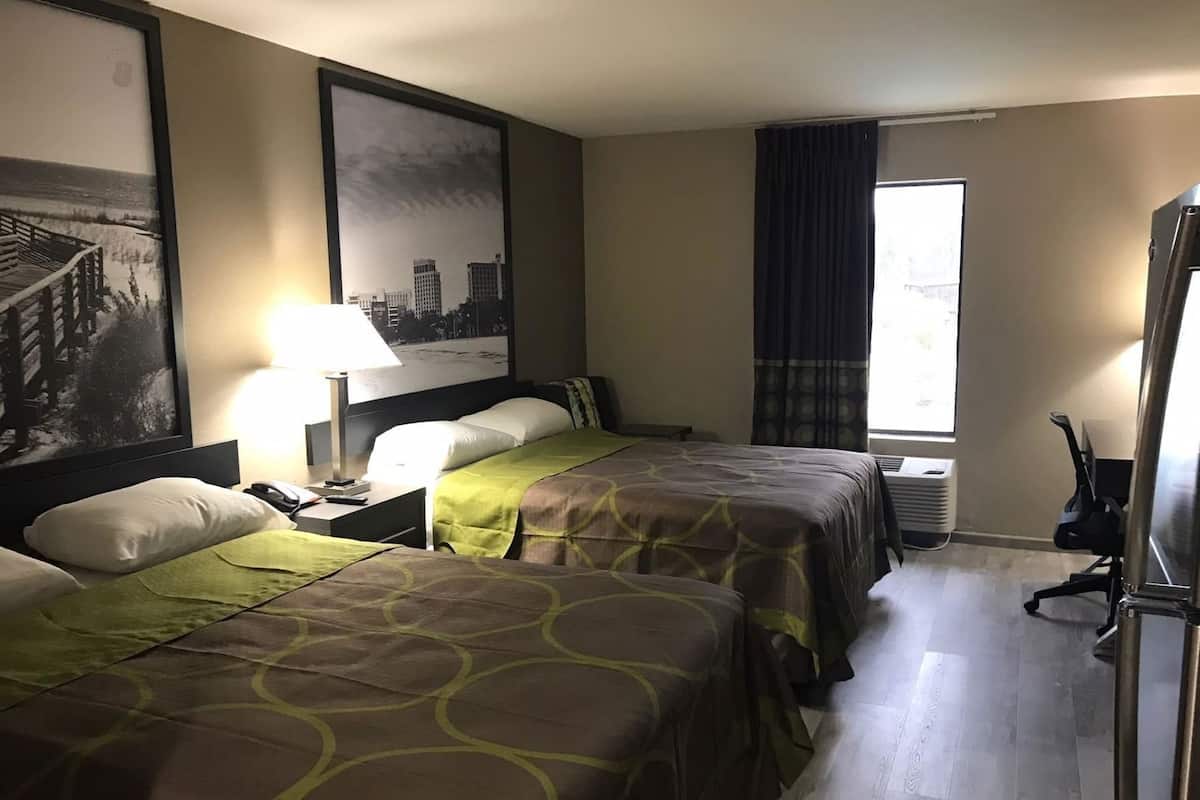 Roupas de cama premium, escrivaninha, berços grátis, Wi-Fi de cortesia