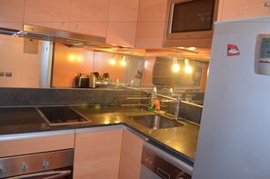 Deluxe-Apartment, 1 Schlafzimmer | Eigene Küche