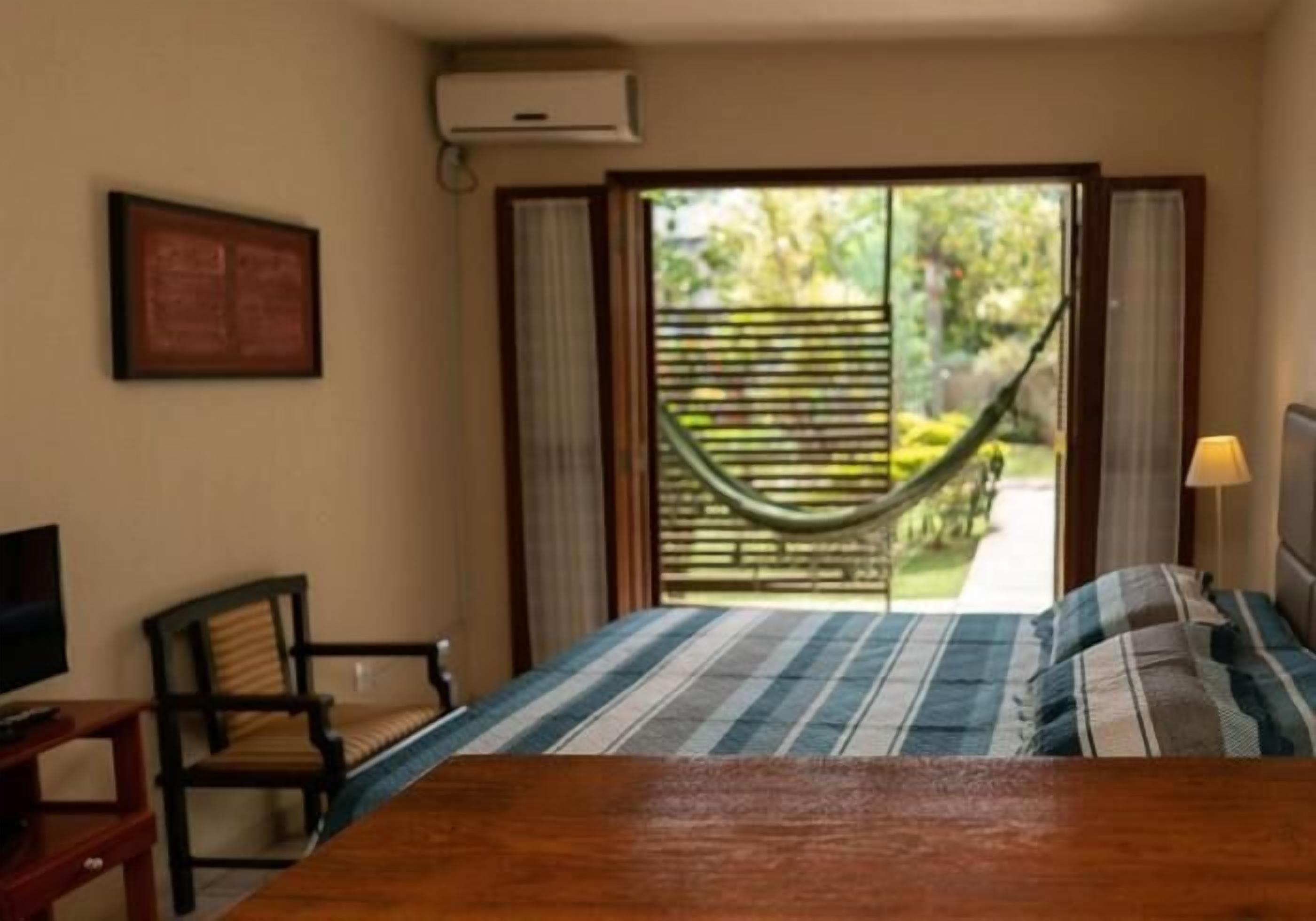 Decoración personalizada, muebles diferentes y escritorio 