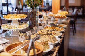 Gratis frukostbuffé varje dag 