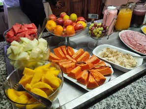 Petit déjeuner buffet compris tous les jours