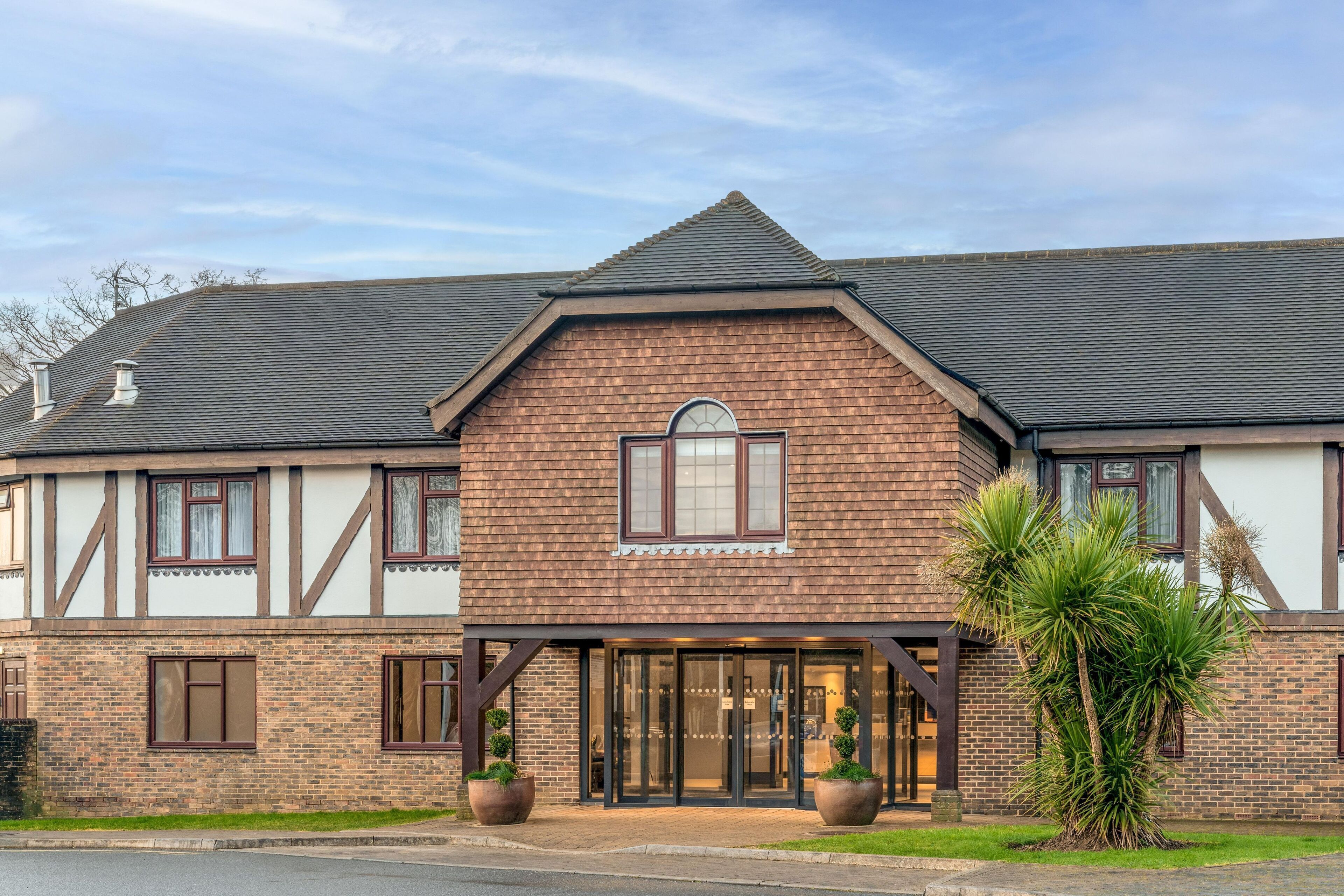 Vista frontal de la propiedad