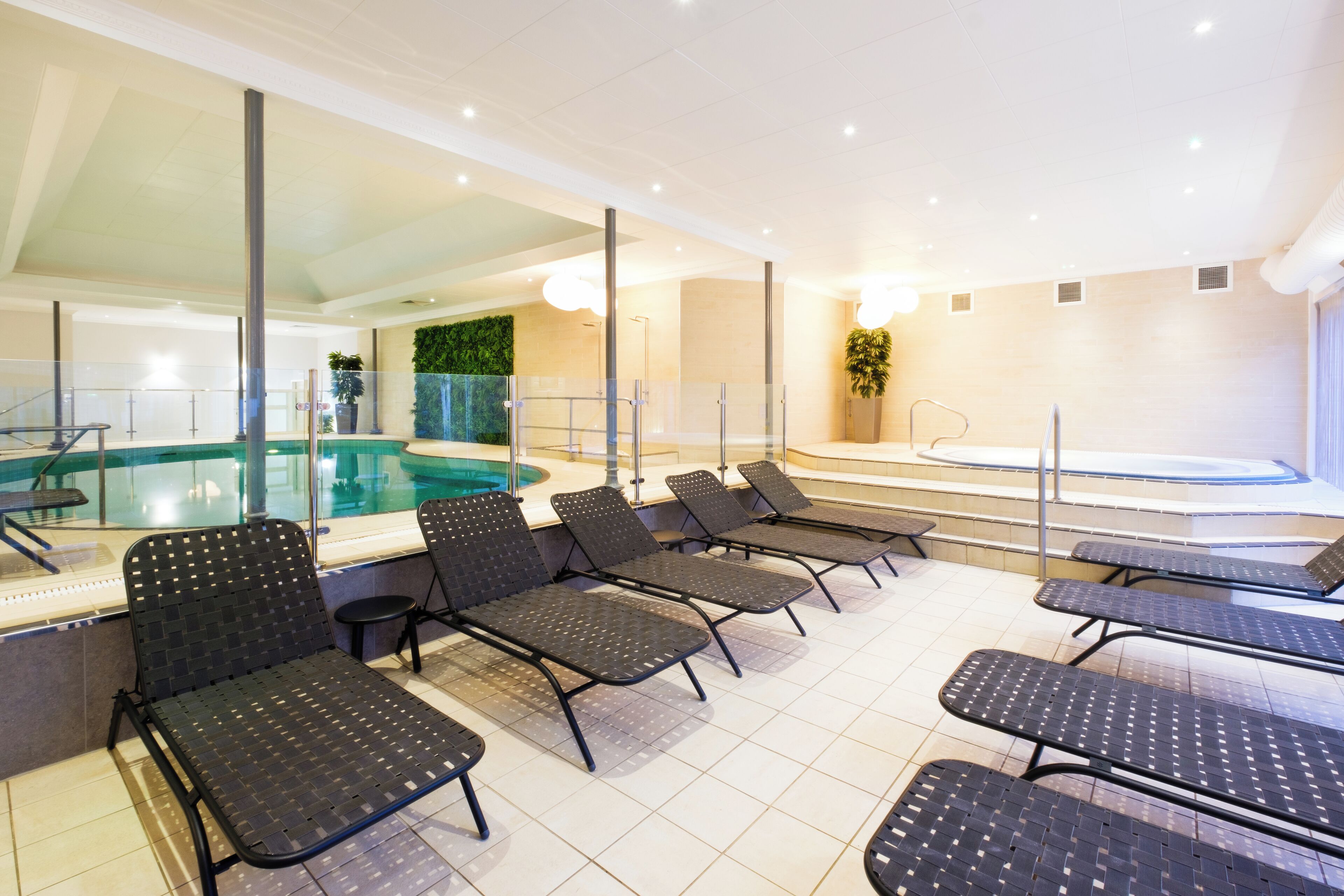 Photo - Elite Venue Selection Felbridge - Gatwick