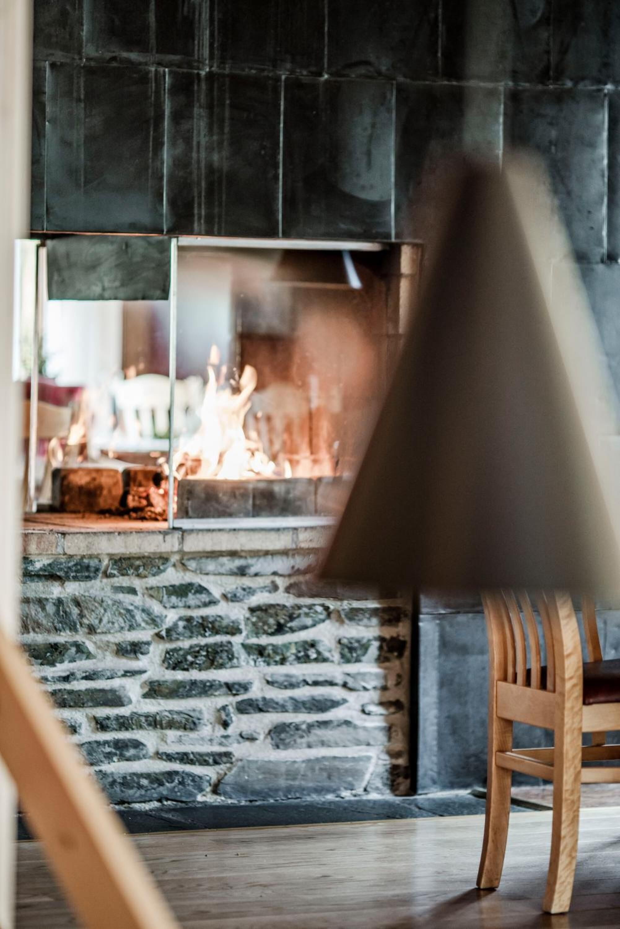 breakfast, lunch, dinner served; local cuisine