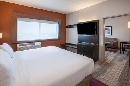Holiday Inn Express Suites Indianapolis NE Noblesville, an IHG Hotel - Image 34