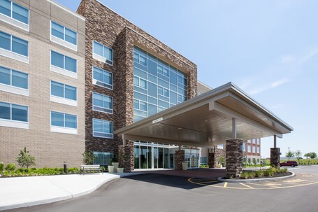 Holiday Inn Express Suites Indianapolis NE Noblesville, an IHG Hotel - Image 36