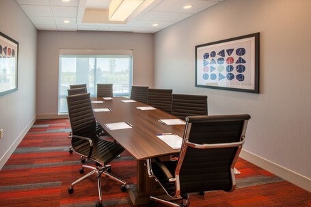 Holiday Inn Express Suites Indianapolis NE Noblesville, an IHG Hotel - Image 30