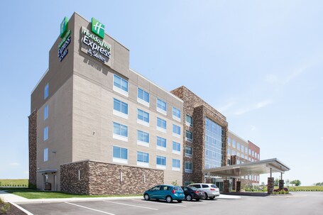 Holiday Inn Express Suites Indianapolis NE Noblesville, an IHG Hotel - Image 28