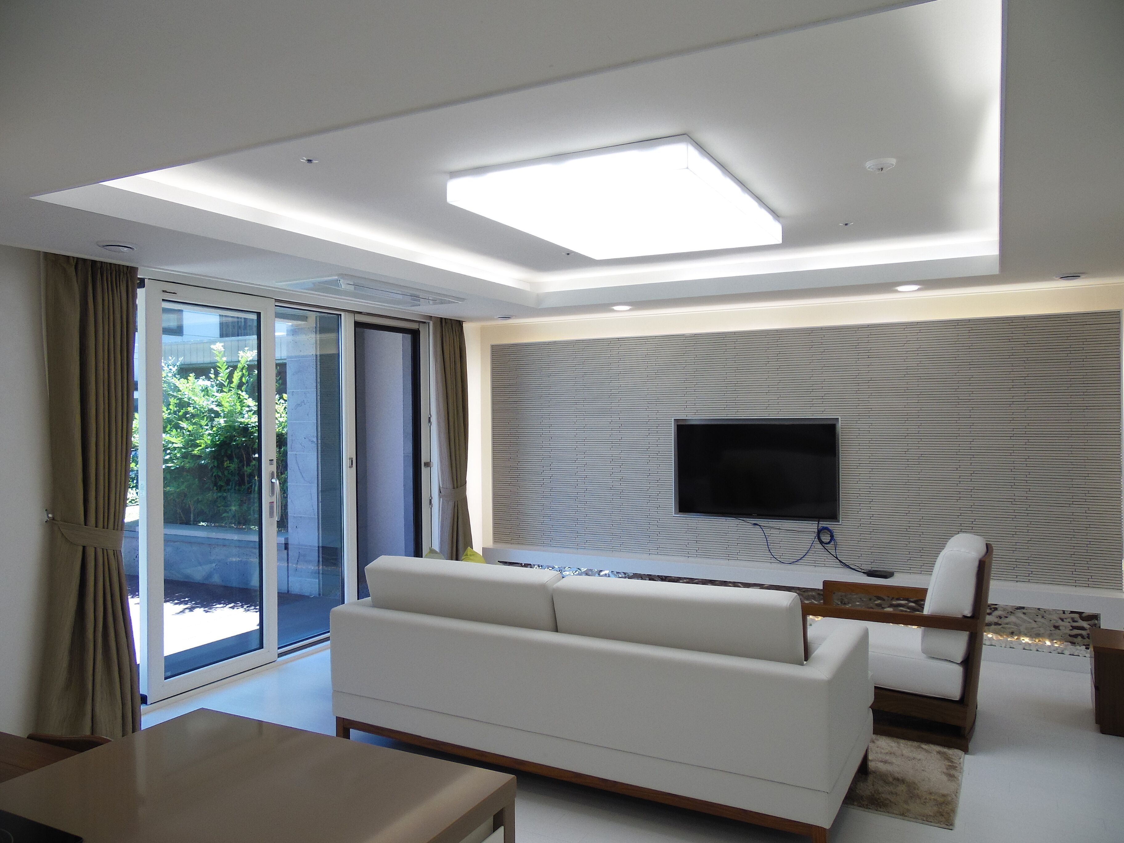 family suite (a type, duplex,the first floor) | private kitchen | full-sized fridge, microwave, oven, electric kettle