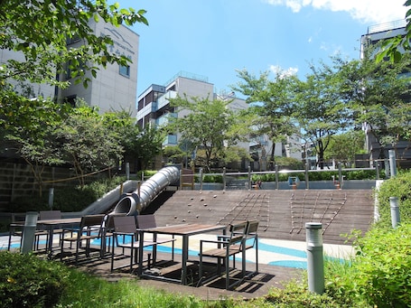 Children's play area - outdoor