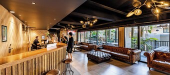 BUNK Surfers Paradise - International Backpacker Hostel