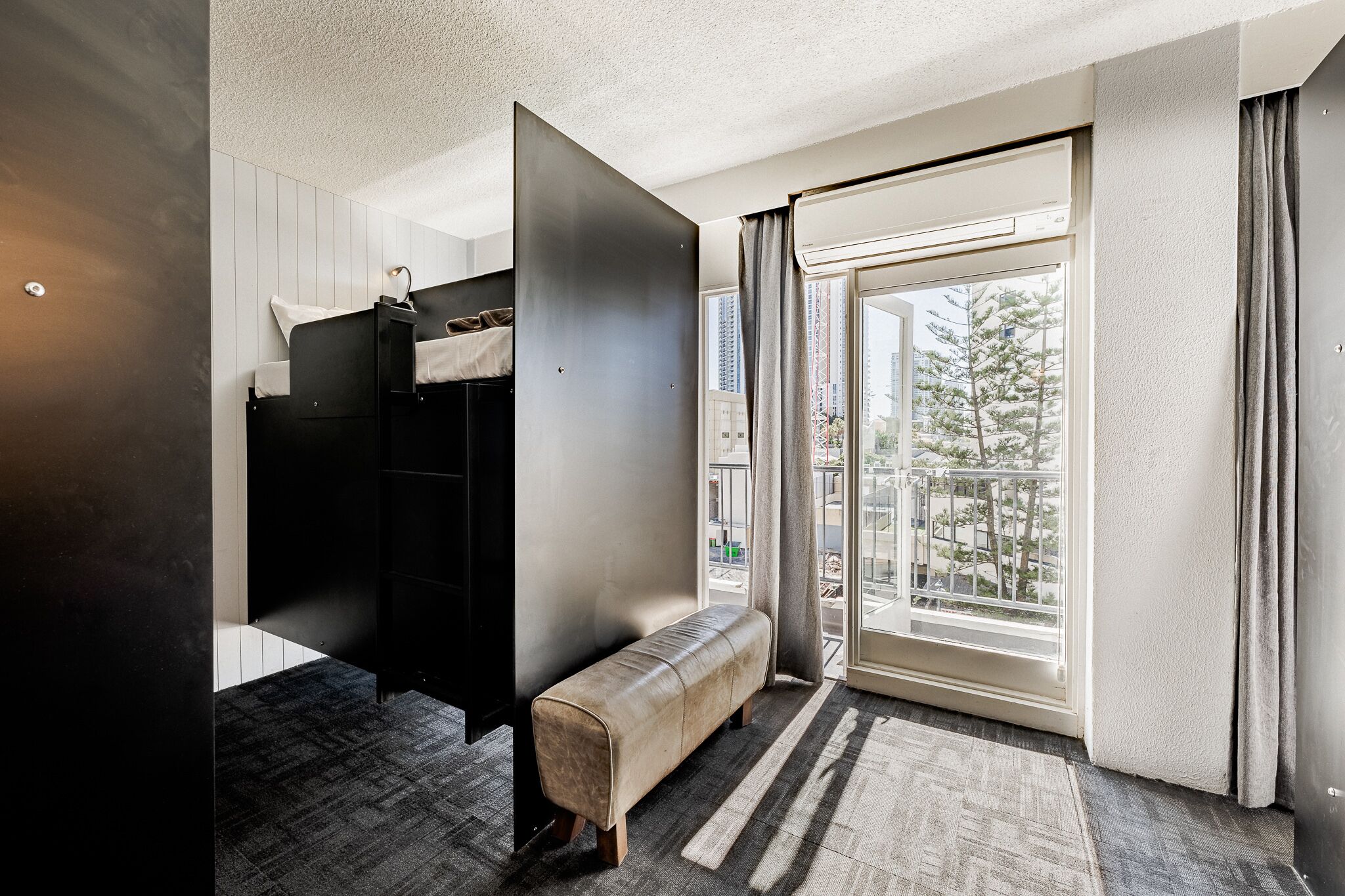 스탠다드 공용 도미토리, 남녀공용 도미토리 | 객실 내 금고, 무료 WiFi, 침대 시트