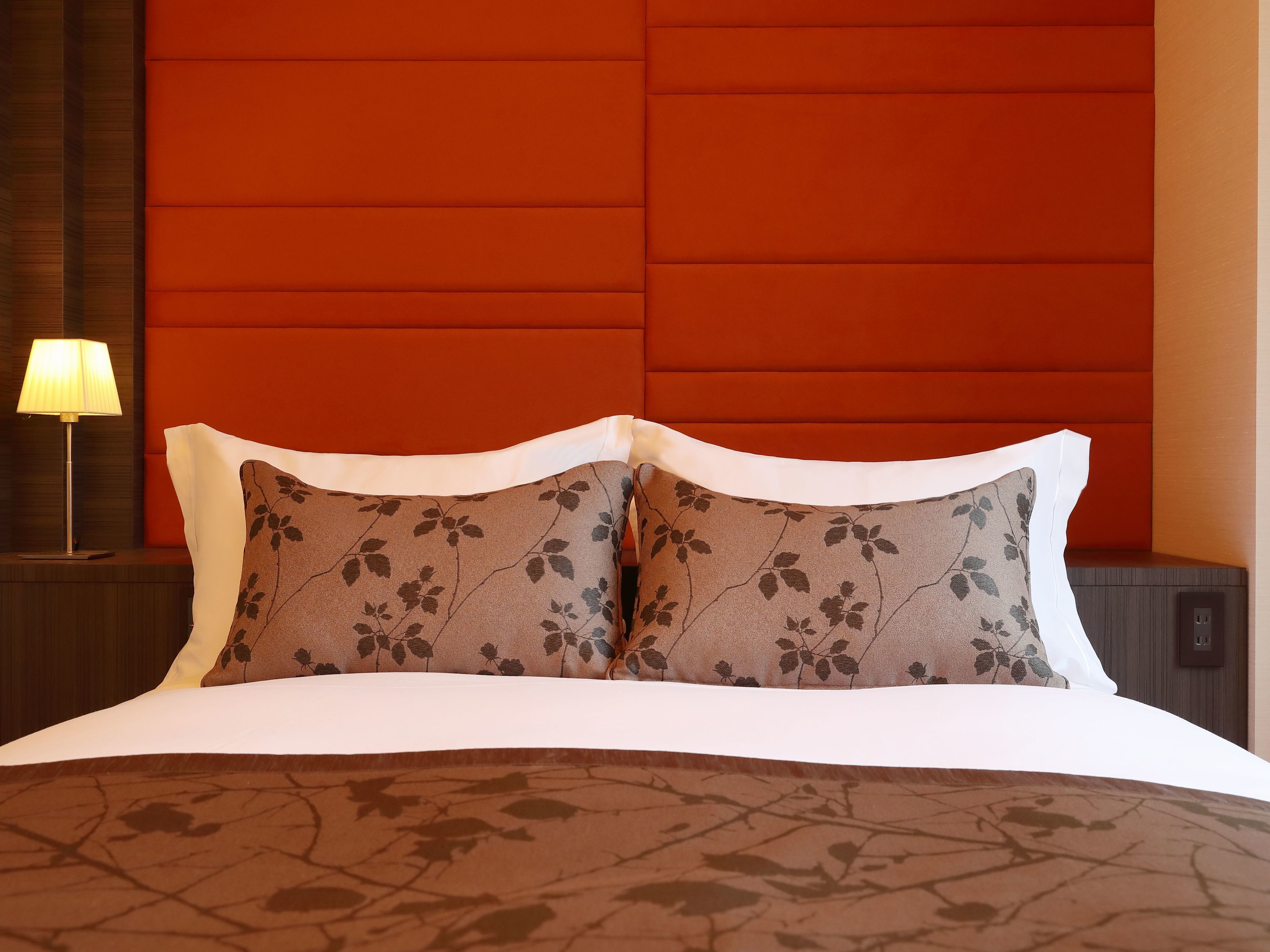 superior double room, non smoking | in-room safe, free wifi, bed sheets