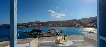 Vardia Bay Studios