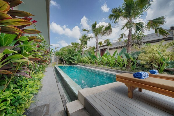Outdoor pool - Puri Canggu Villas & Rooms (Canggu)